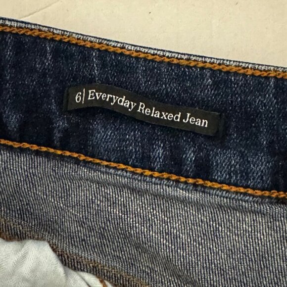 Talbots Everyday Relaxed Blue Jeans Denim High Rise Classic Medium Wash Sz 6 EUC - Picture 7 of 12